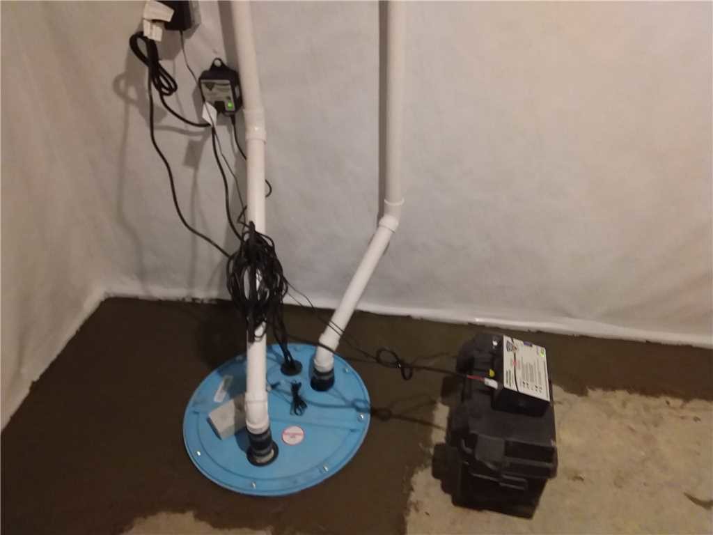 Installed-sump-pump-in-basement-2 