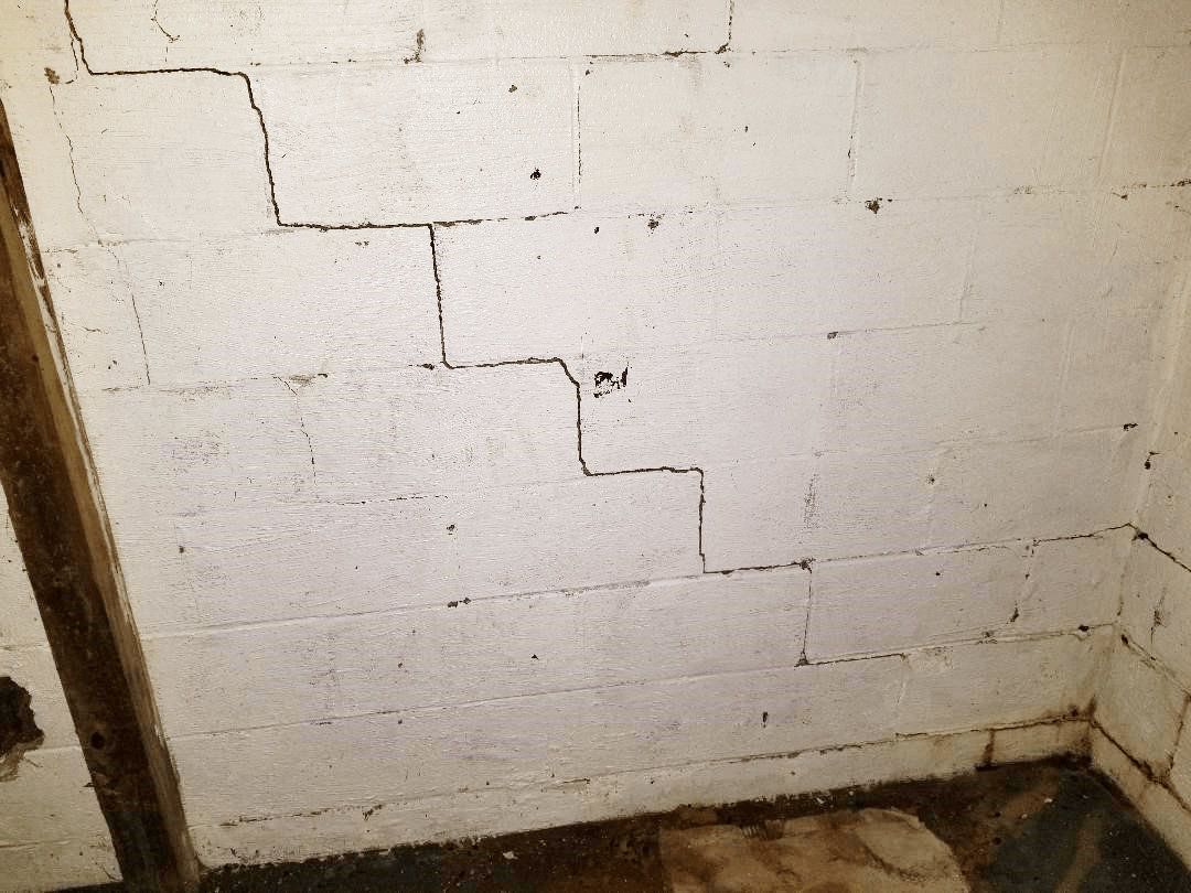 Wall Cracks | Milwaukee, WI | Accurate Basement Repair